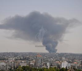  حريق كبير داخل المنطقة الصناعية