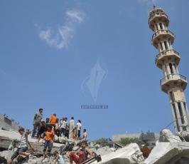 قصف مساجد 2014