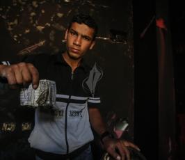 حريق منزل عائلة الهندي بغزة ‫(30597515)‬ ‫‬