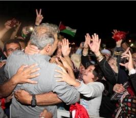 صور من استقبال الاسرى المحررين في مقر المقاطعة برام الله