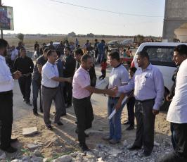  وزارة الاعلام  تقيم احتفالا للصحفيين بمناسبة عيد الاضحى على أنقاض المنازل المدمرة في بلدة خزاعة