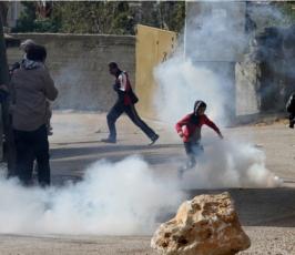 نحْـن لا نبَـالى بأى نَوعٍ من التهْديد فهمّتنَـا من فلسطــين أضــحَت كالحَديد حضّر الأكفَان يا صهيُون وانظُر مثْواكَ قد أتَى يومُ الوعيد