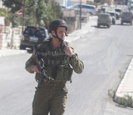 الاحتلال يقتحم منطقة سطح مرحبا في رام الله ويعتقل شابين