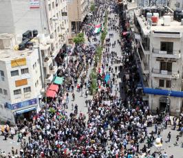 الفلسطينيون يحيون ذكرى النكبة في رام الله