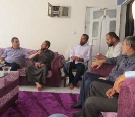 وفد قيادي من حركة الجهاد الاسلامي يزور عوائل الشهداء  في مدينة رفح بمناسبة العيد ‫(30438801)‬ ‫‬