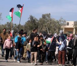 خاص فلسطين اليوم..الاحتلال يقتحم قرية النبي صالح ويقمع المسيرة الأسبوعية