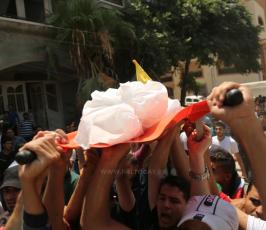  جثمان الشهيد الطفل محمود الغرابلي (7).JPG