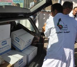 الجهاد تنظم لجان طبية لتقديم الفحوصات والأدوية للمشردين في مراكز الإيواء