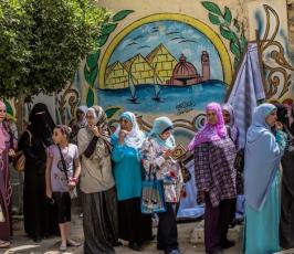 بالصور: توافد المصريون للادلاء بأصواتهم بجولة الاعادة بالانتخابات الرئاسية