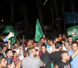 احتفالات برام الله بنصر المقاومة بقطاع غزة بعد التوصل لإتفاق وقف اطلاق النار