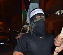 الجهاد الاسلامي تنظم مسيرة في مخيم الشاطئ تضامناً مع انتفاضة القدس  (21)