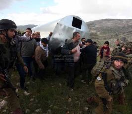 خاص فلسطين اليوم.اعتقالات وإصابات بالاختناق في "المناطير" قرب نابلس