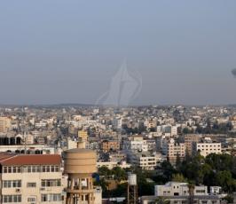 أعمدة الدخان جراء استمرار القصف الصهيوني