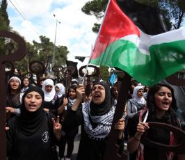 الفلسطينيون يحيون ذكرى النكبة في رام الله