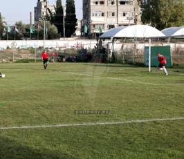 "هنية" يفتتح ملعب في مدينة بيت حانون ،،، ويشارك في مباراه ودية