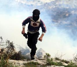 خاص فلسطين اليوم..الضفة تنتفض في "جمعة الغضب" تضامناً مع الاسرى