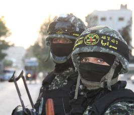 المقاومة توزع التمور على الصائمين ‫(39518725)‬ ‫‬.jpeg
