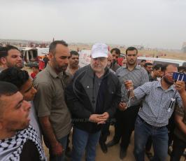 قيادة الجهاد الإسلامي تشارك في المتظاهرين في جمعة العمال  ‫(41878018)‬ ‫‬.JPG