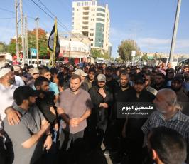 حشود جماهيرية بعزاء الدكتور رمضان (8).JPG