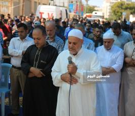 صلاة الجمعة امام الصليب ‫(1)‬.JPG