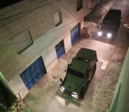 قوات الاحتلال تقتحم بلدة بيت كاحل غرب الخليل  ‫(40370690)‬ ‫‬.jpg