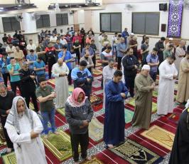 صلاة الفجر مسجد الرحمن (6).jpg