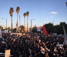 حشود غفيرة في الأهواز تشارك في تشييع جثماني الشهيدين سليماني والمهندس  (10).jpg