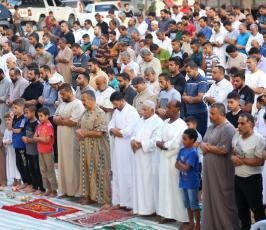 الجهاد الإسلامي تؤدي صلاة العيد في العراء ‫(43385347)‬ ‫‬.JPG