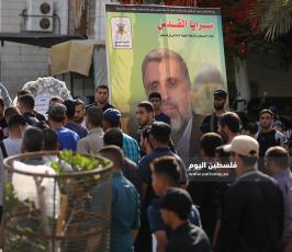 حشود جماهيرية بعزاء الدكتور رمضان (27).JPG