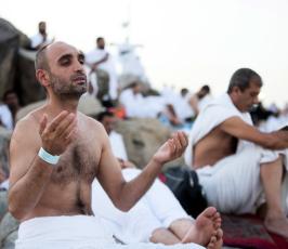 حجاج على جبل عرفات ‫(1)‬ ‫‬.jpg
