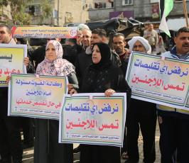 وقفة للفصائل _الاونروا _مخيم جباليا _التقليصات الامريكية ‫(1)‬.JPG