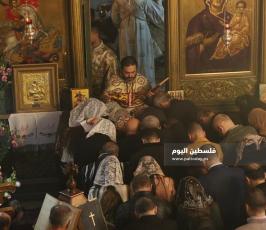 الكنائس الشرقية في غزة تحفل بعيد الميلاد (10).jpg