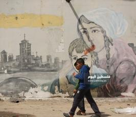 مراكز توزيع كابونات الأونروا مغلقة أمام المواطنين (2).JPG
