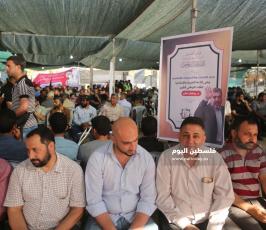 حشود جماهيرية بعزاء الدكتور رمضان (5).JPG