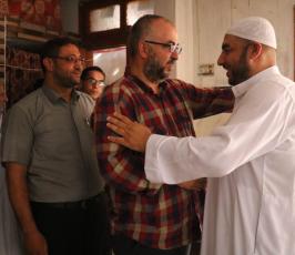 قيادة الجهاد الإسلامي بغزة تقدم التهنئة لعوائل الشهداء بعد أداء مناسك الحج ‫(35127817)‬ ‫‬.jpeg