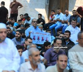 صلاة الجمعة أمام مقر الصليب  ‫(35652115)‬ ‫‬.JPG