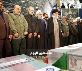 صلاة الجنازة على جثماني الشهيدين سليمانيوالمهندس (13).jpg