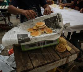 حلوى القطايف في شهر رمضان المبارك ‫(43057675)‬ ‫‬.JPG
