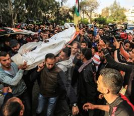الاحتلال يسلم جثمان  الصيَّاد إسماعيل أبو ريالة ‫(44433924)‬ ‫‬.JPG