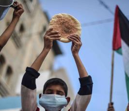 اعتصام اللاجئين (8).jpg