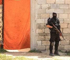 الحواجز الأمنية على مفترقات الطرق ومكان عملية الاشتباك المسلح ‫(39256586)‬ ‫‬.JPG