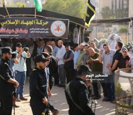 حشود جماهيرية بعزاء الدكتور رمضان (26).JPG