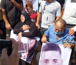 غزيون يطالبون السلطات المصرية بكشف مصير الصيادين والافراج عنهم (16).jpg