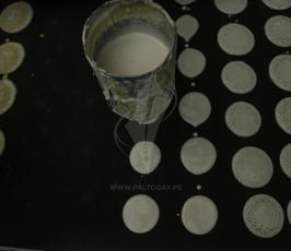 حلوى القطايف في شهر رمضان المبارك ‫(43057672)‬ ‫‬.JPG