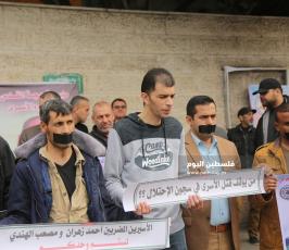 وقفة صامتة موشحة باللون الأسود لمهجة القدس تضامناً مع الأسرى - نسخة (6).JPG