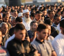  صلاة العيد في مخيم العودة شرق غزة ‫(41353752)‬ ‫‬.JPG