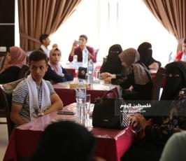 أبناء الشهداء والأسرى الناجحين في الثانوية (66).JPG
