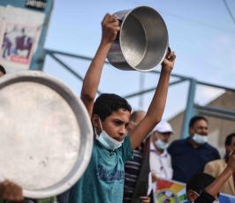 اعتصام اللاجئين (6).jpg