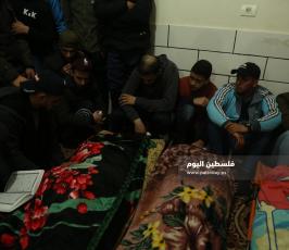 تشيع جثامين شهداء حريق النصيرات وسط حالة من الحزن (22).JPG