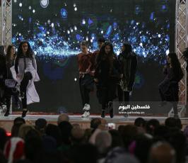 اضاءة شجرة الميلاد بغزة (6).JPG